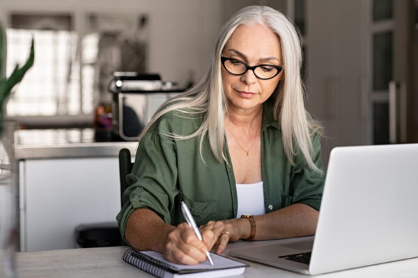 Juridische teksten schrijven? Verlies je niet in de details