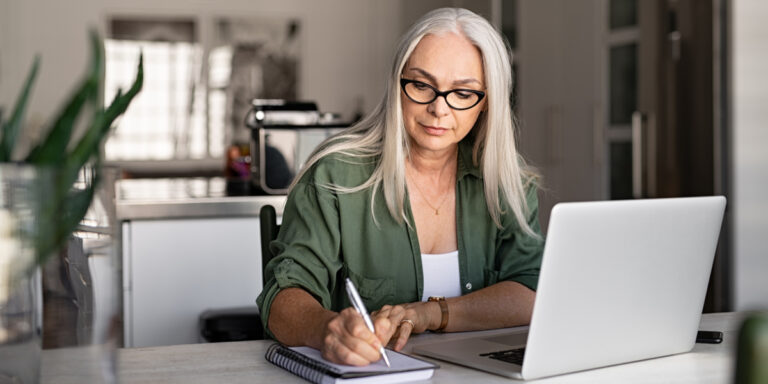 Juridische teksten schrijven? Verlies je niet in de details